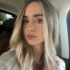 Meet your Posher, Tiffany